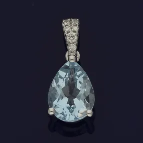 18ct White Gold Pear Shape Aquamarine & Diamond Pendant