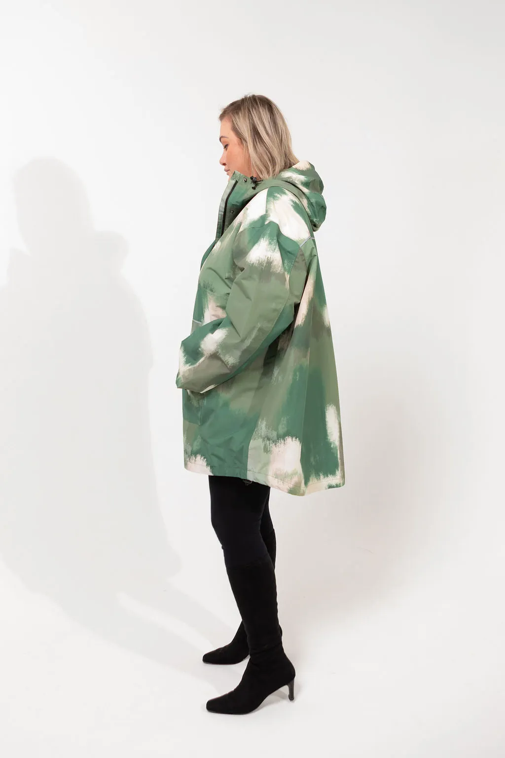 Olive Mist - waterproof, unisex, oversized anorak