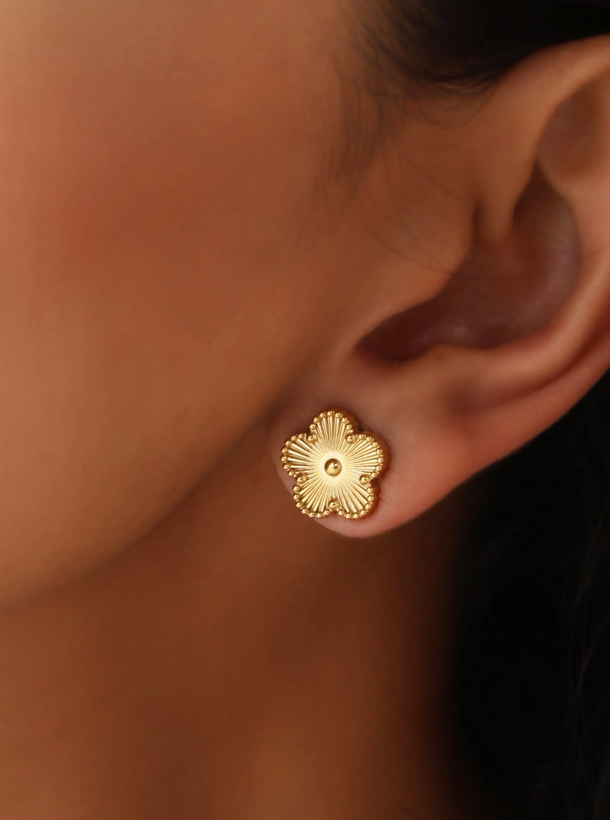 Olivia Steel Clover Studs