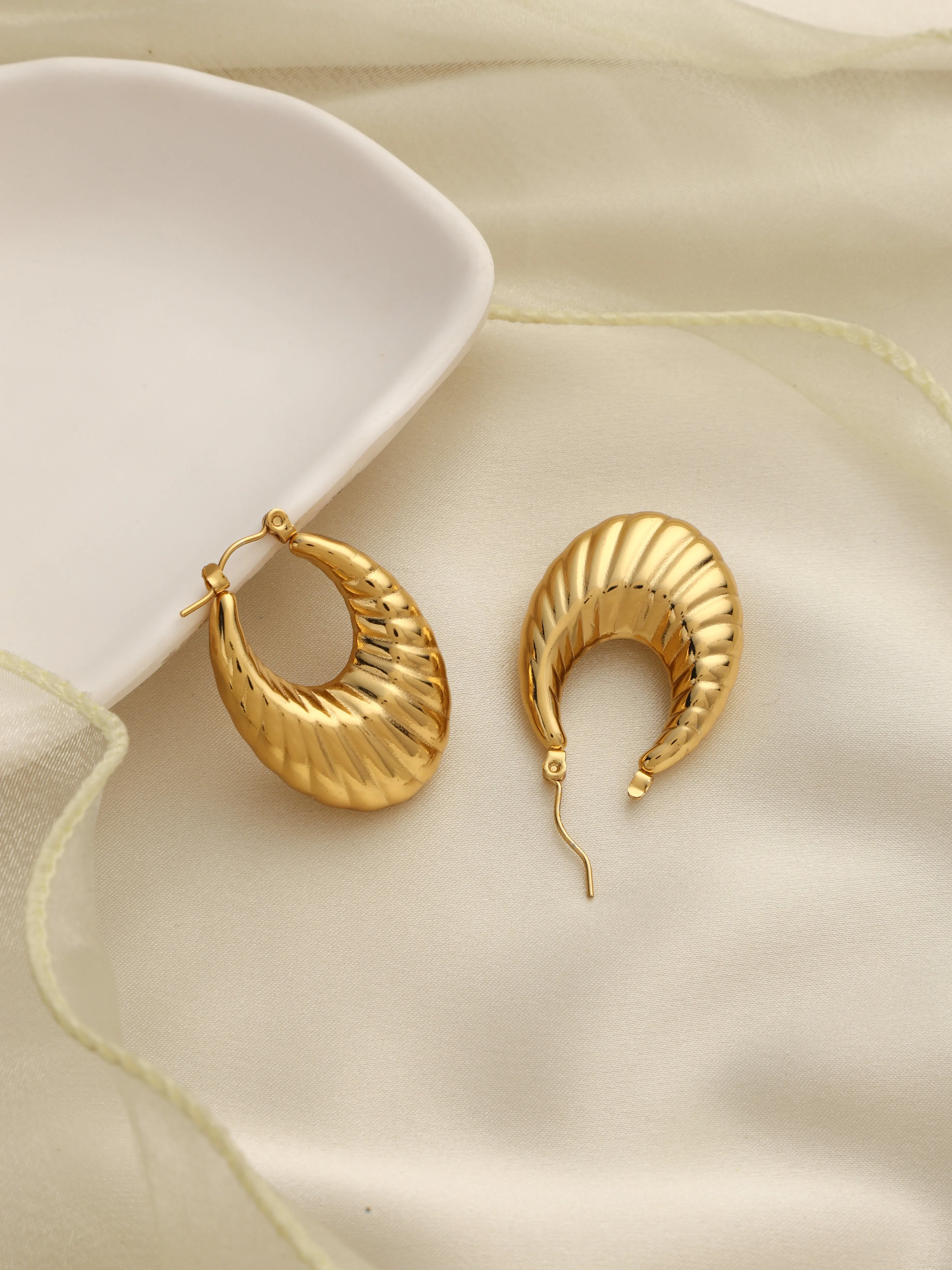 Oval Croissant Hoop Earrings